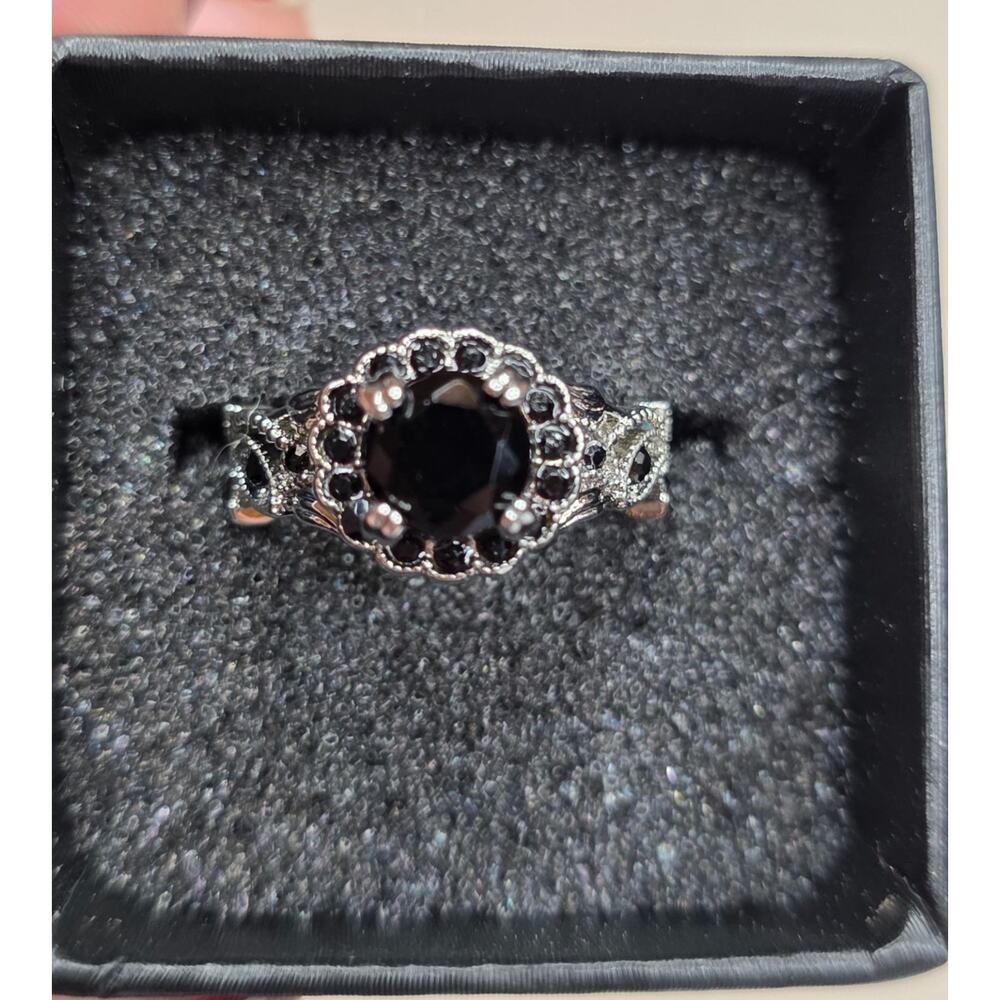 Black Onyx Silver Tone‎ Vintage-Style Ring Size 7